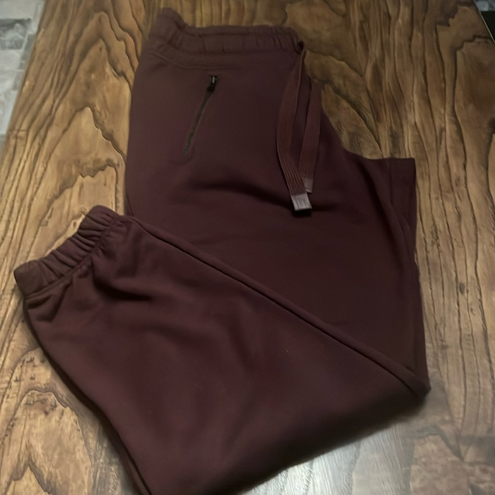 Athleta Recovery Jogger - burgundy- small - Picture 4 of 7